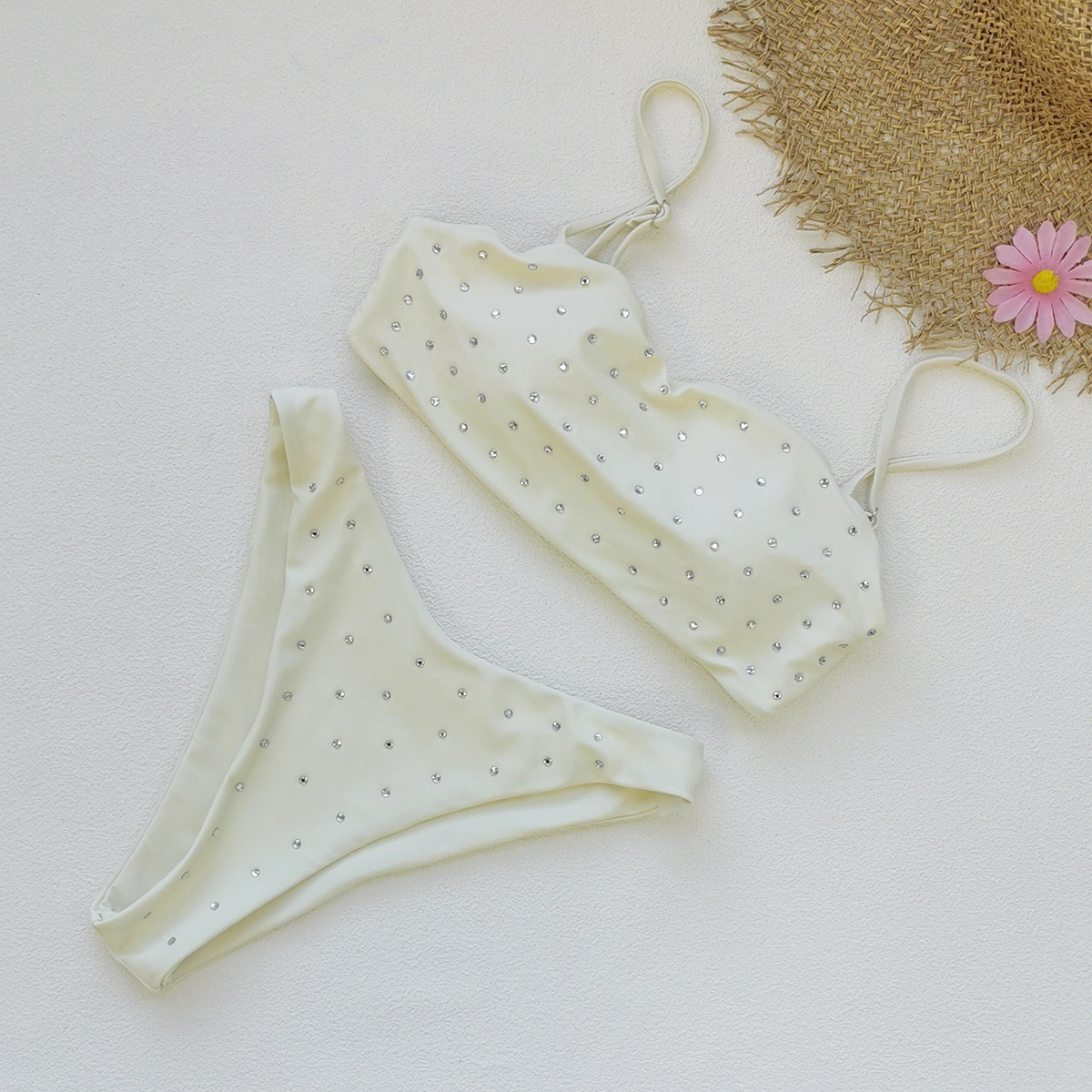 Strapless Two-Piece Bikini Swimsuit for Summer Beach Days