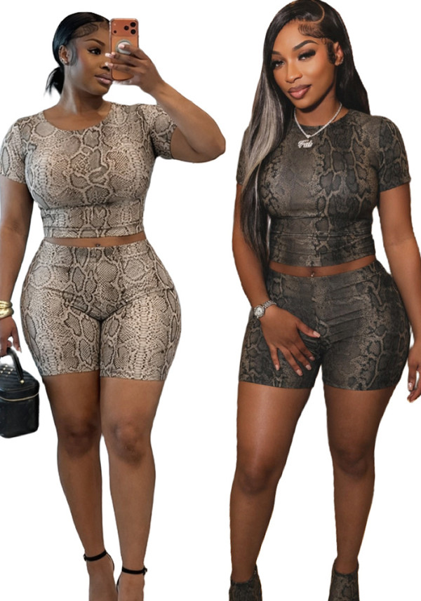 Women Snake Print Round Neck Short-Sleeve Top and Shorts Two-Piece Set