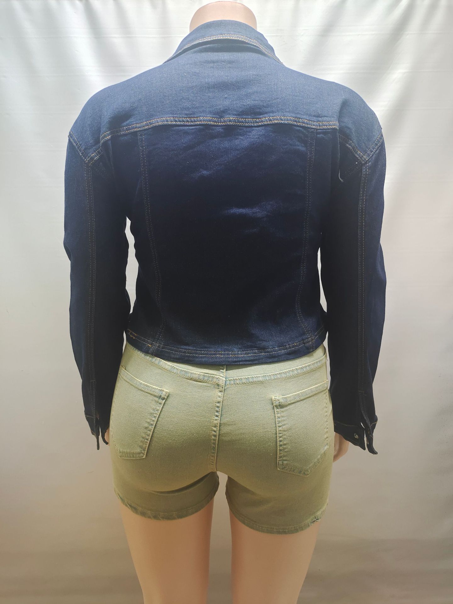 Turndown Collar Long-Sleeve Denim Jacket for Casual Layering