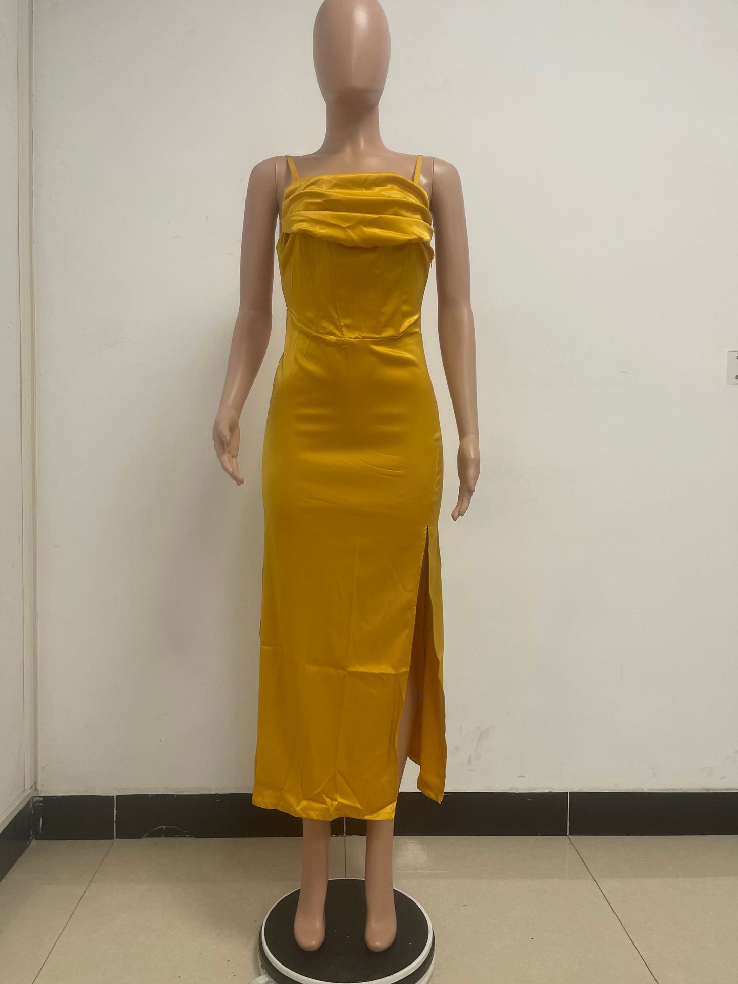 Pleated Sleeveless Herringbone Slip Dress for Elegant Evenings