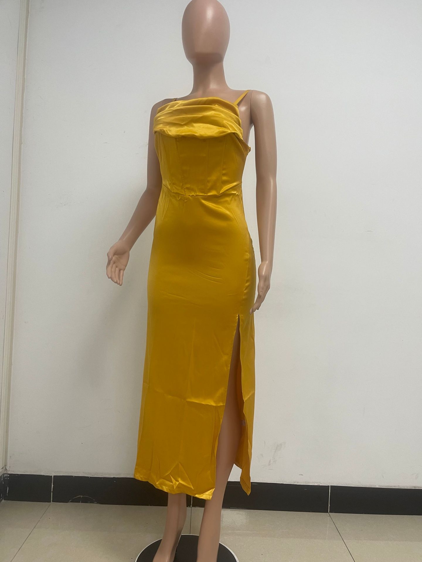 Pleated Sleeveless Herringbone Slip Dress for Elegant Evenings