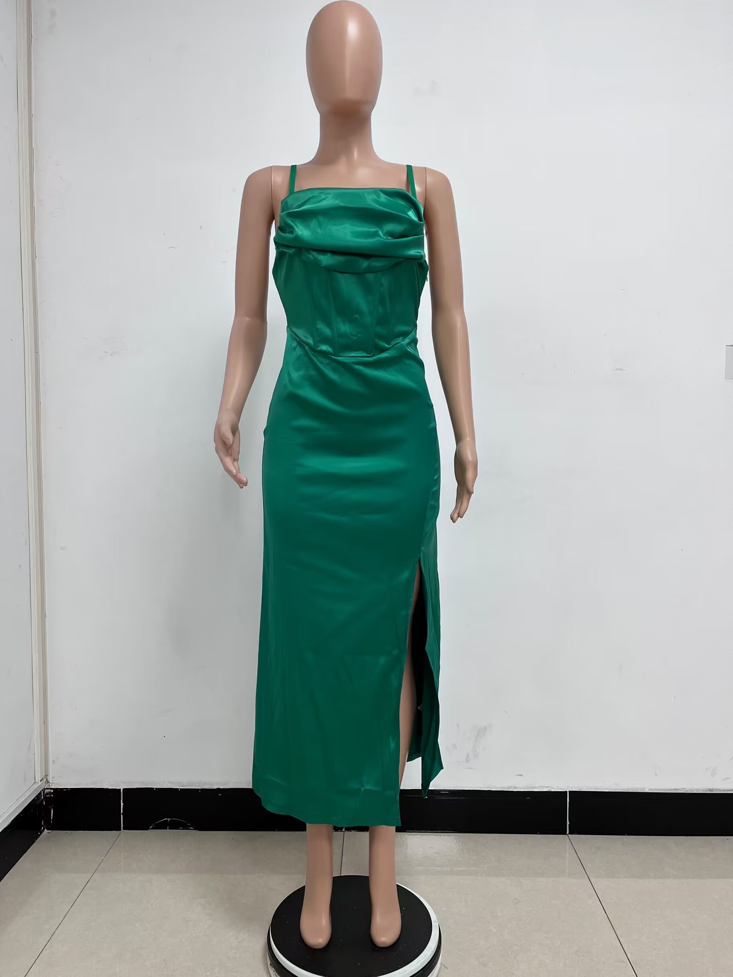 Pleated Sleeveless Herringbone Slip Dress for Elegant Evenings
