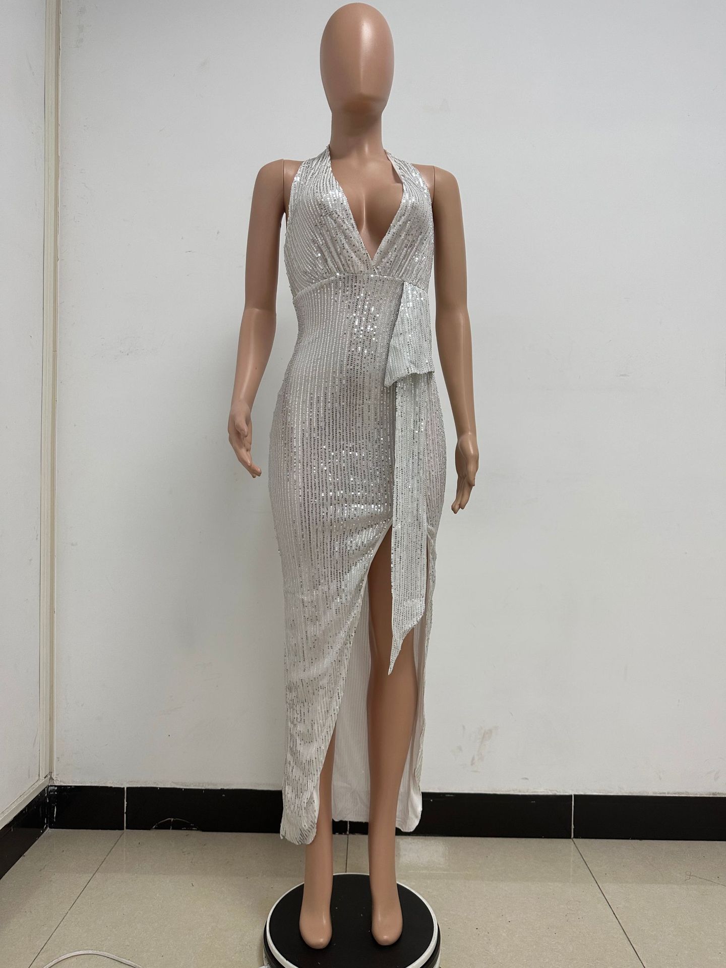 Sleeveless Halter Backless Sequined Dress for Evening Parties