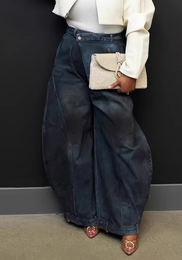 Women Washed Reversed Waistband Denim Pant
