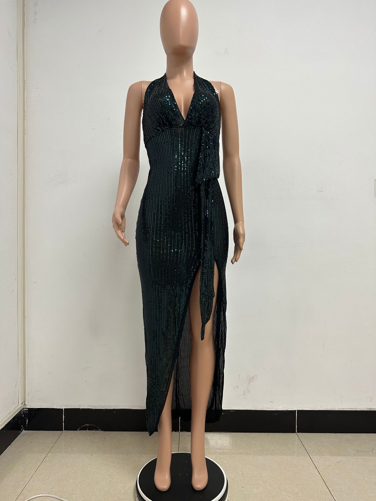 Sleeveless Halter Backless Sequined Dress for Evening Parties