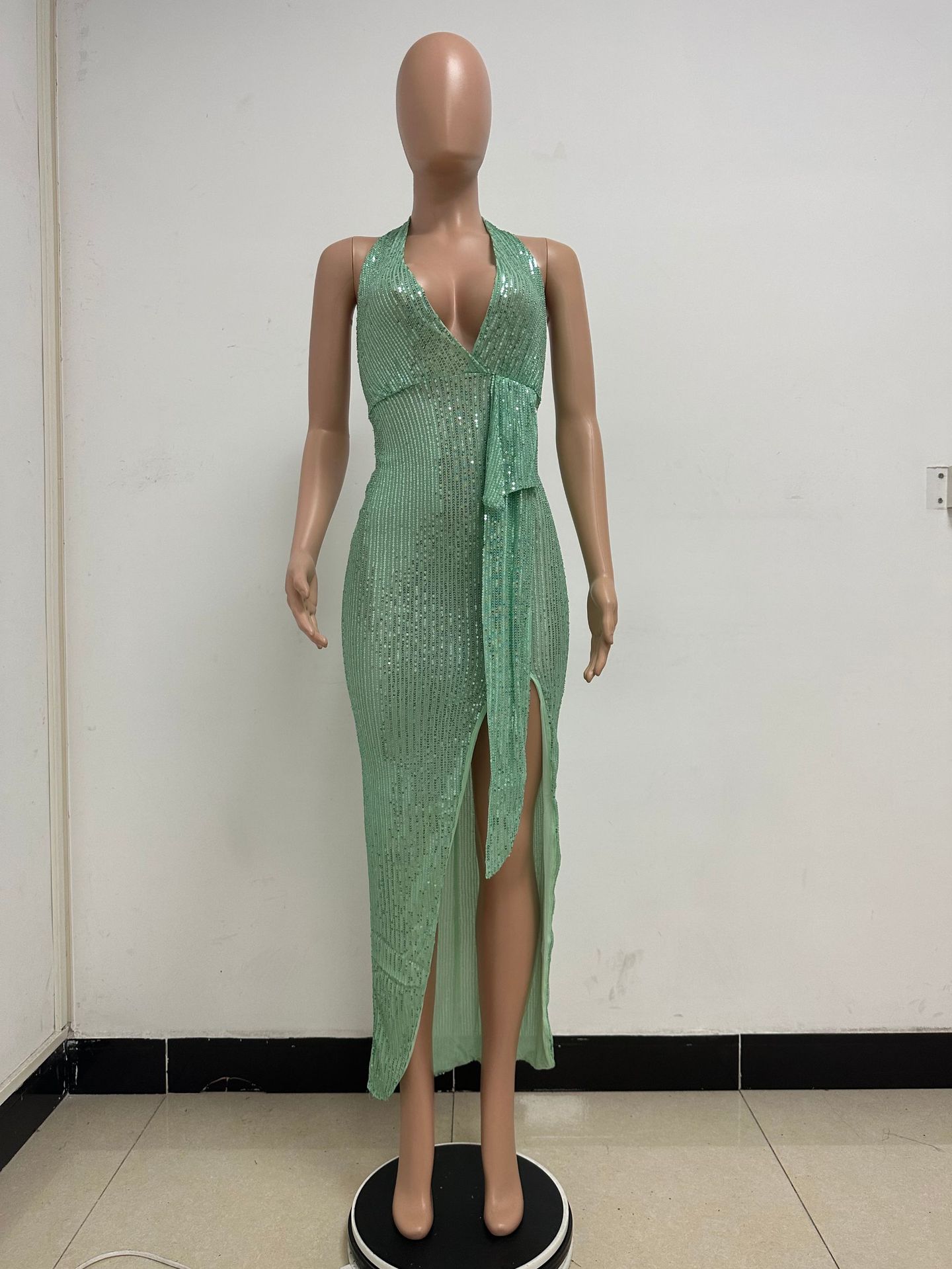Sleeveless Halter Backless Sequined Dress for Evening Parties
