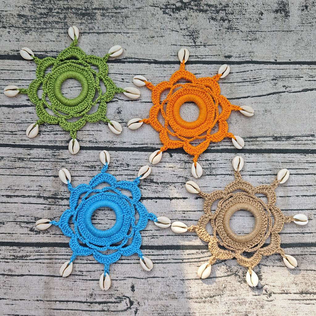 Crochet Shell Bracelet for Summer Beach Holidays