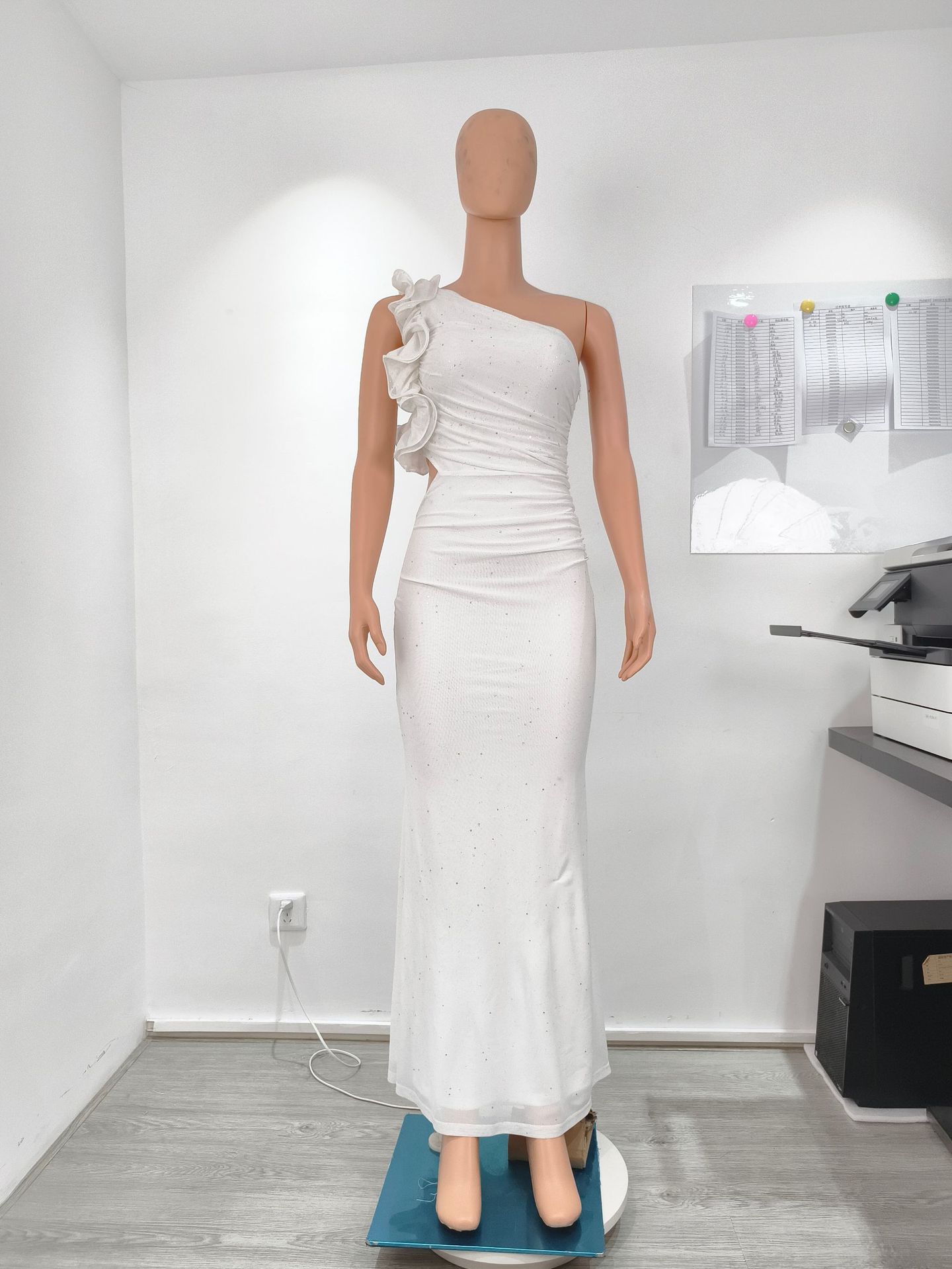 One-Shoulder Ruched Mesh Dress for Evening Parties