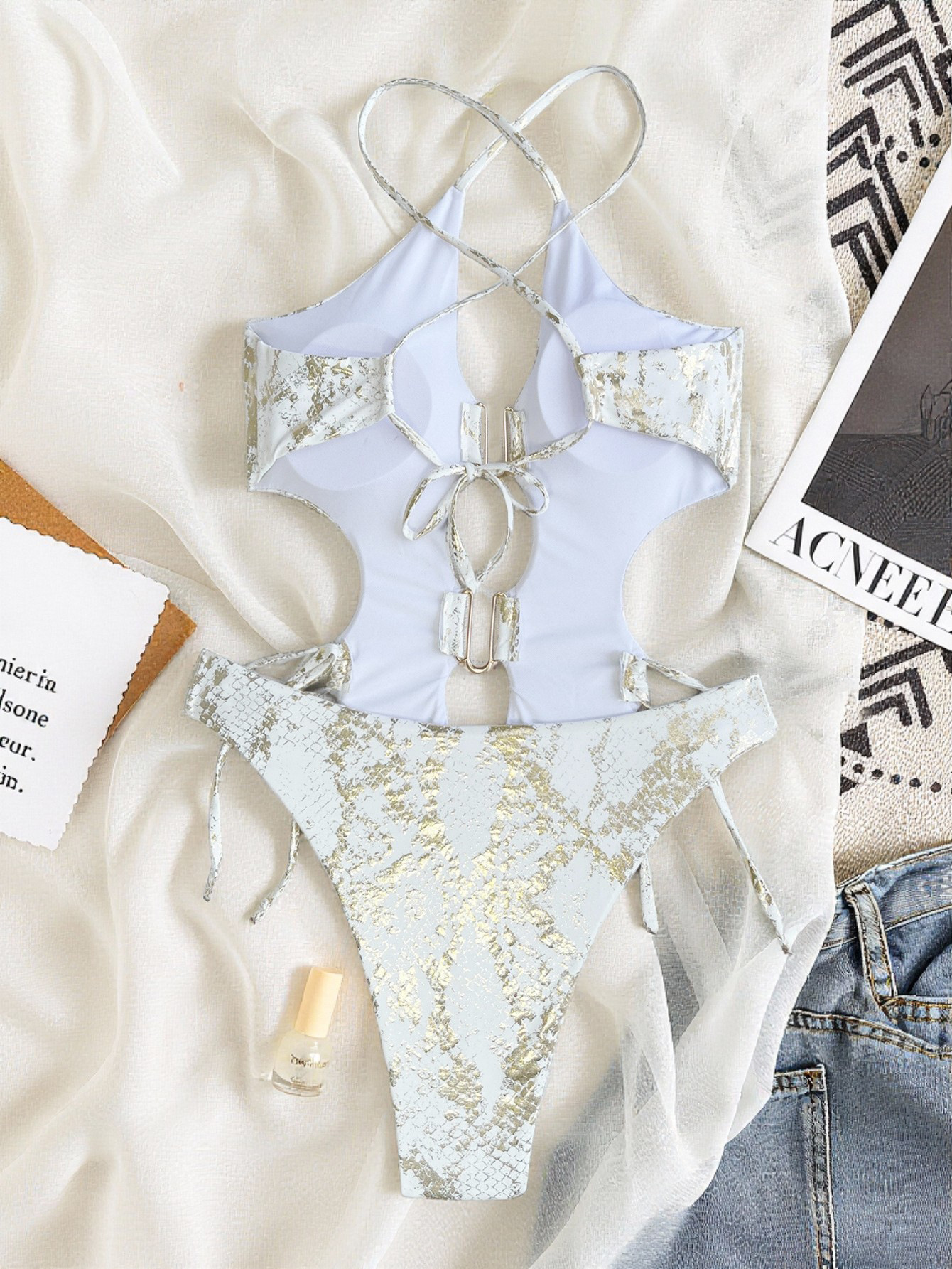 Hollow-Out Low Back One-Piece Swimsuit for Beachwear