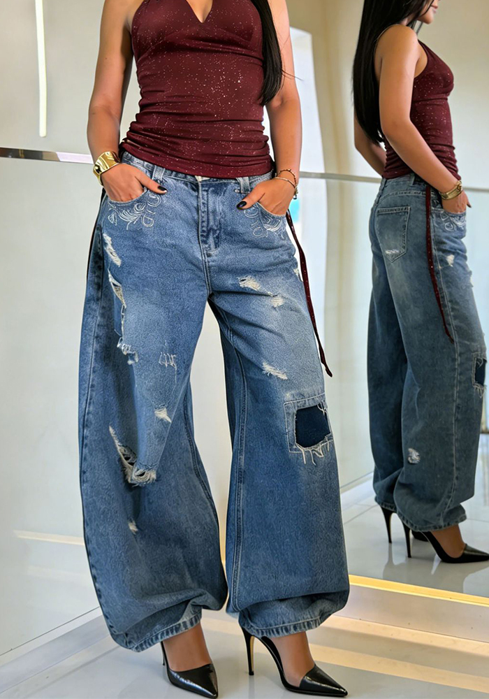 Ripped Patchwork Denim Jeans for Casual Streetwear