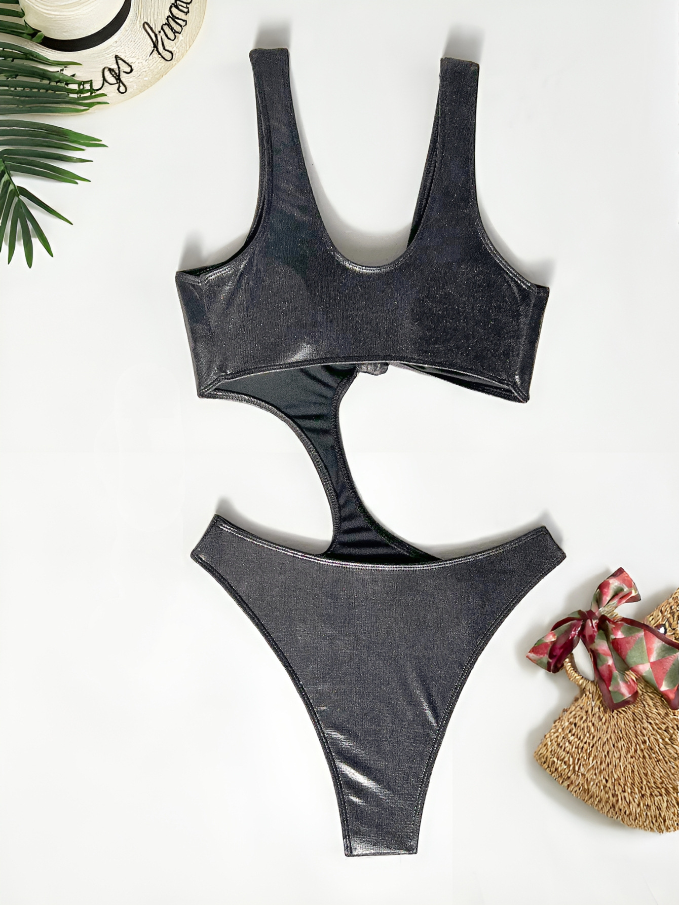 Solid Low Back One-Piece Swimsuit for Beachwear