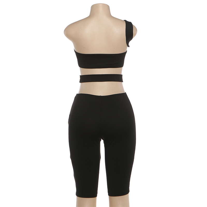 Rivet Hollow-Out Jumpsuit for Spring Club Nights
