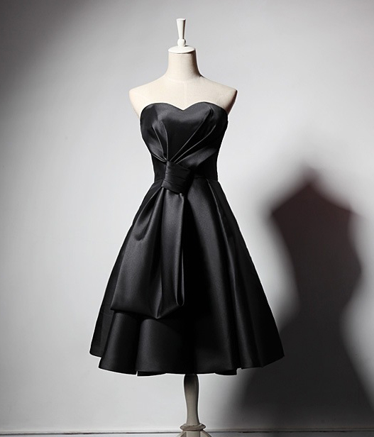 Strapless Satin Black Party Dress for Evening Events