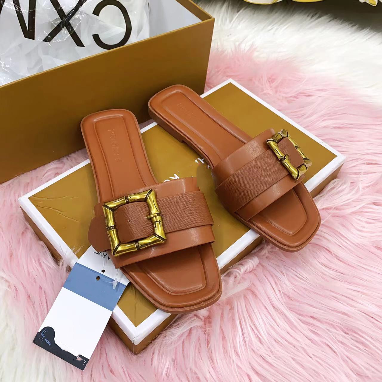 Flat Slide Sandals for Casual Summer Days