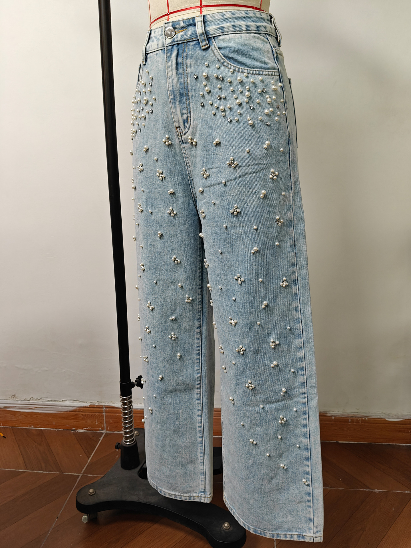 Beaded Denim Straight Leg Jeans for Casual Streetwear