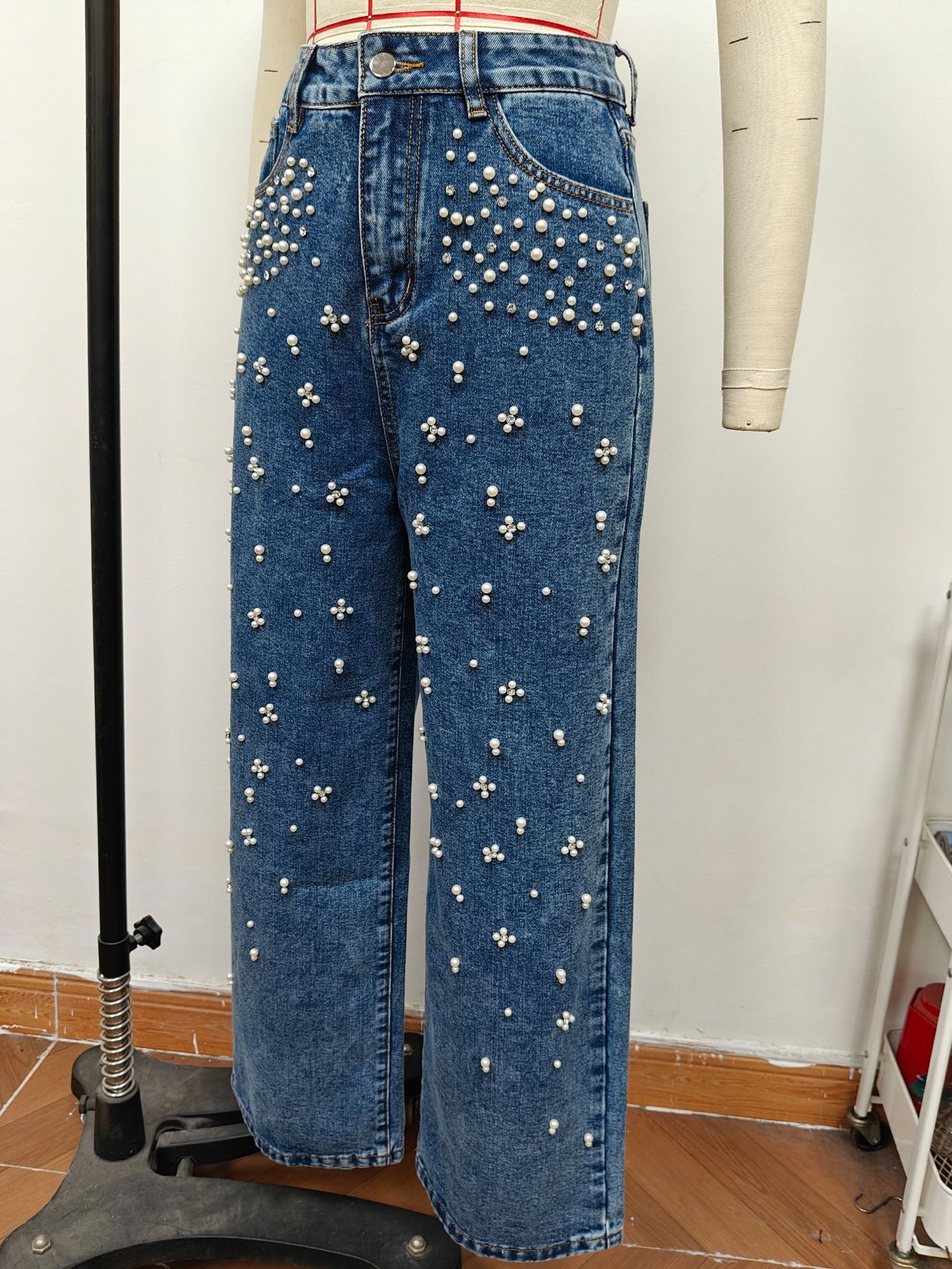 Beaded Denim Straight Leg Jeans for Casual Streetwear