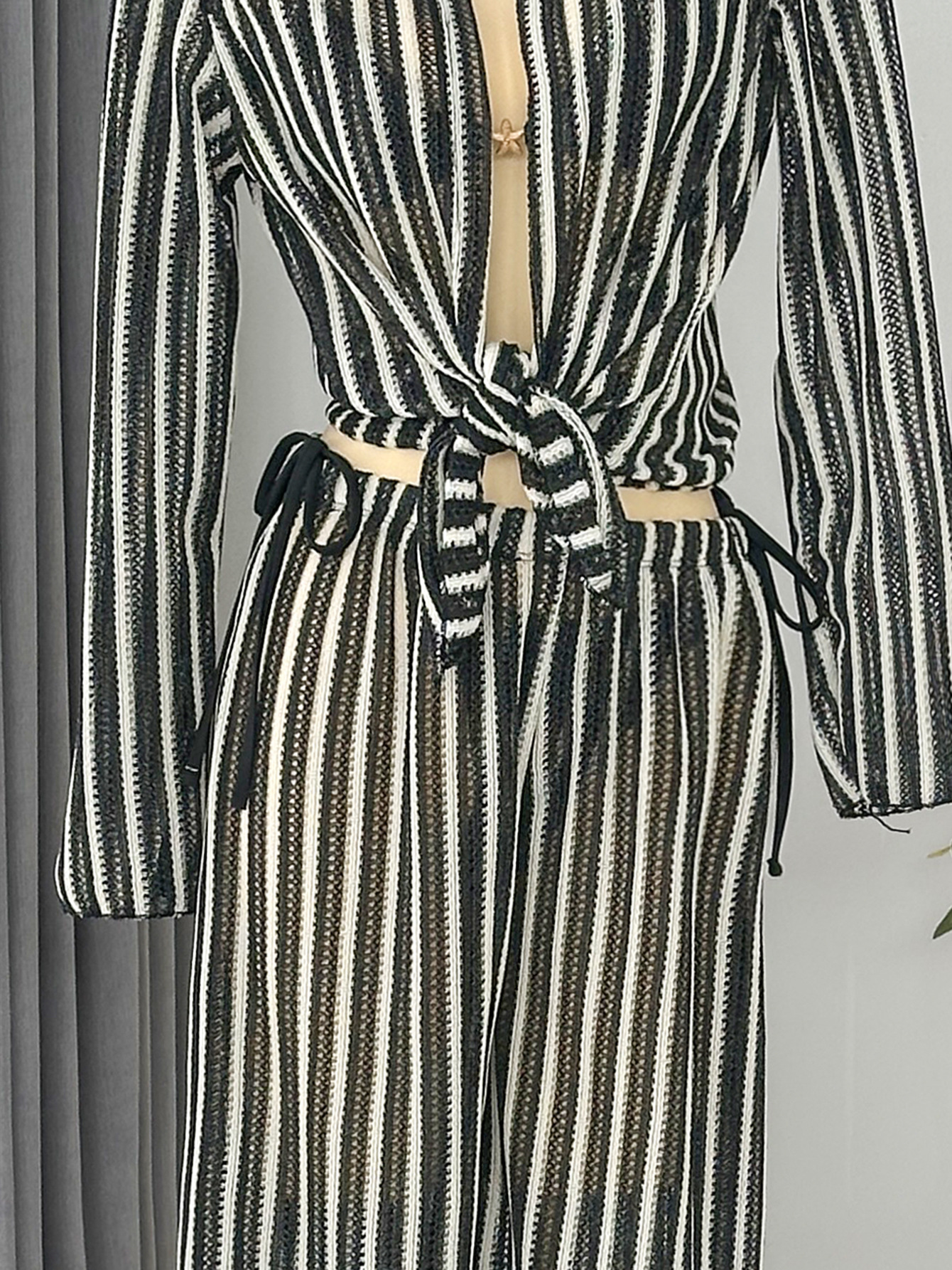 Striped Two-Piece Swimsuit Set for Beach Holidays