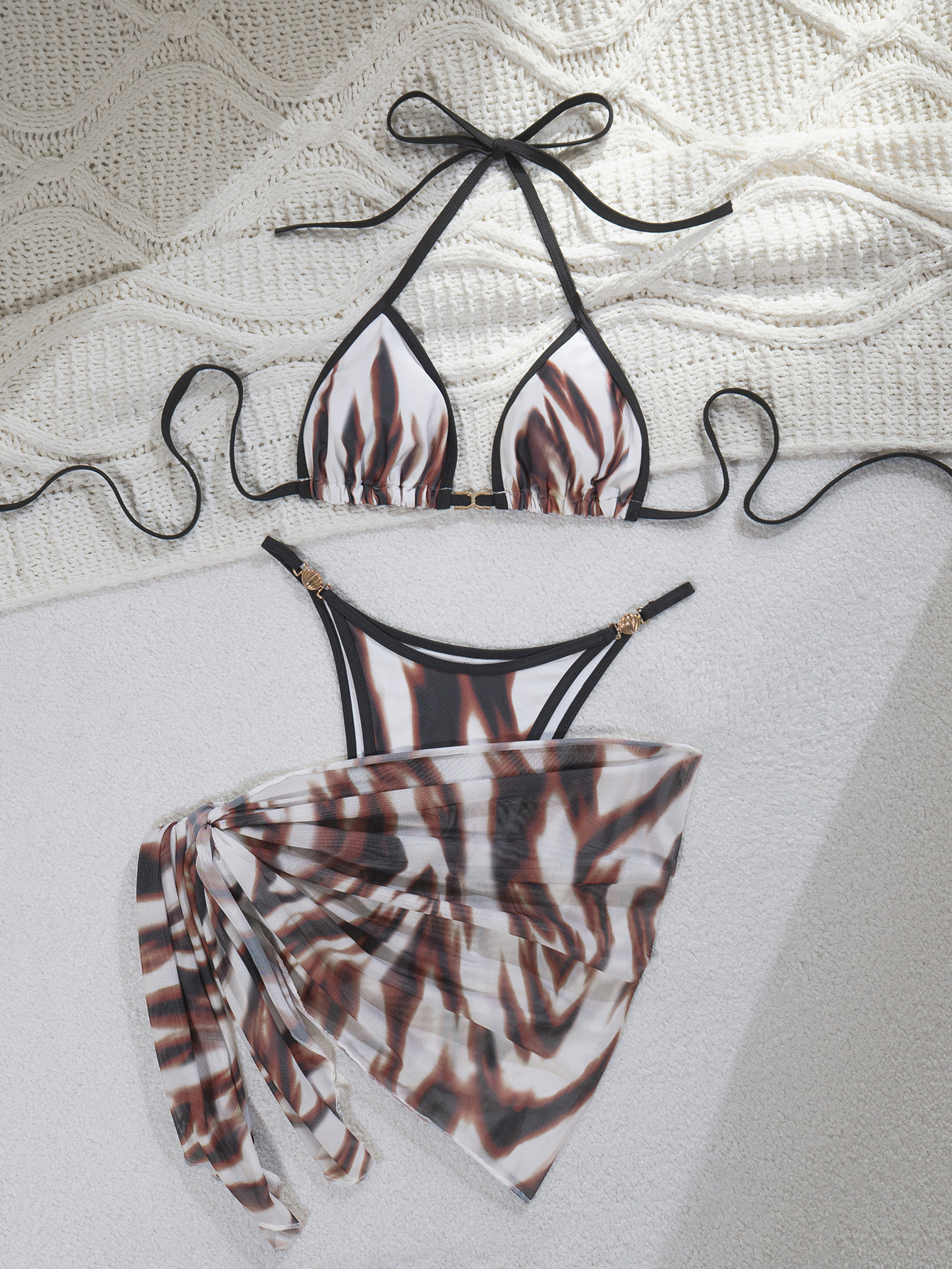 Printed Lace-Up Three-Piece Bikini Swimsuit for Holiday Beachwear
