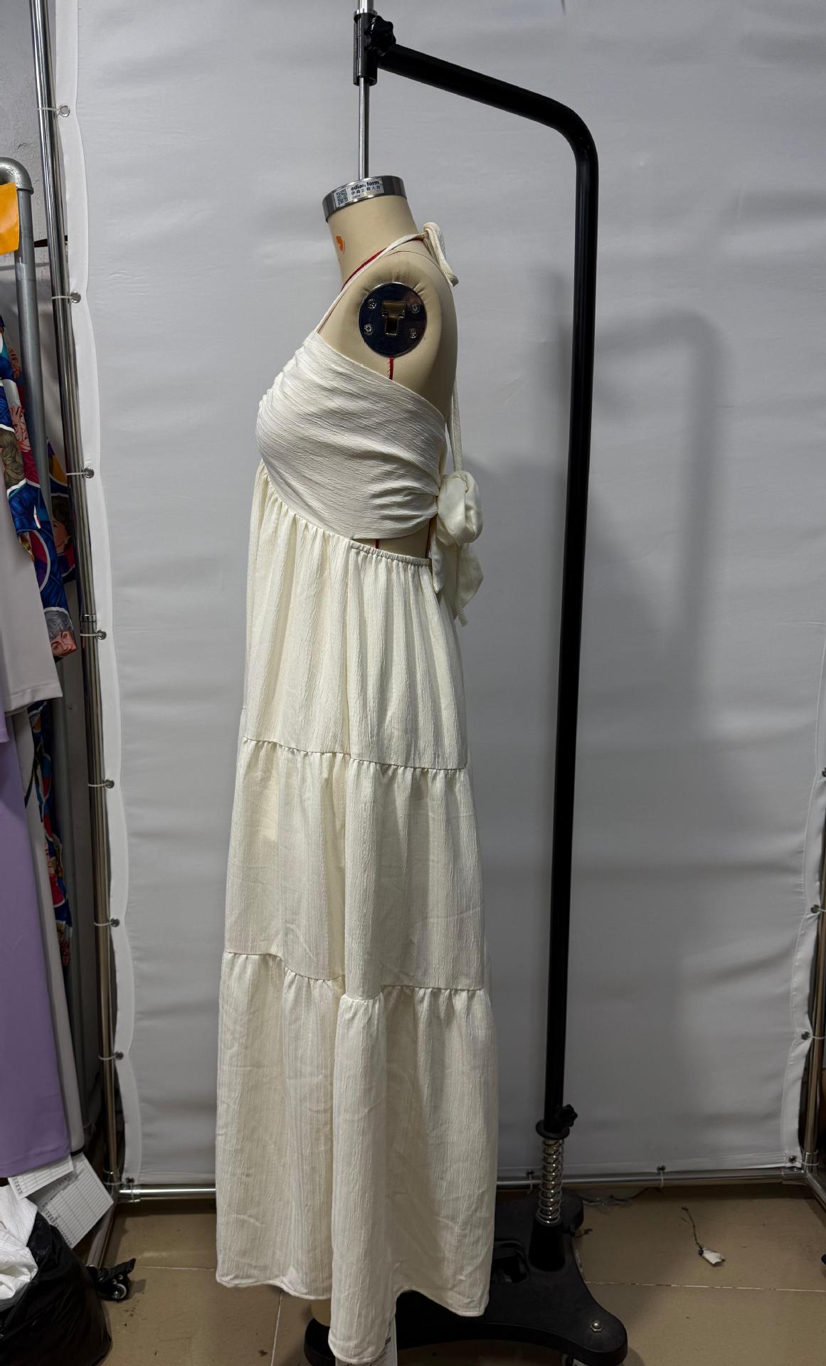 Backless V-Neck Dress for Beach Holidays