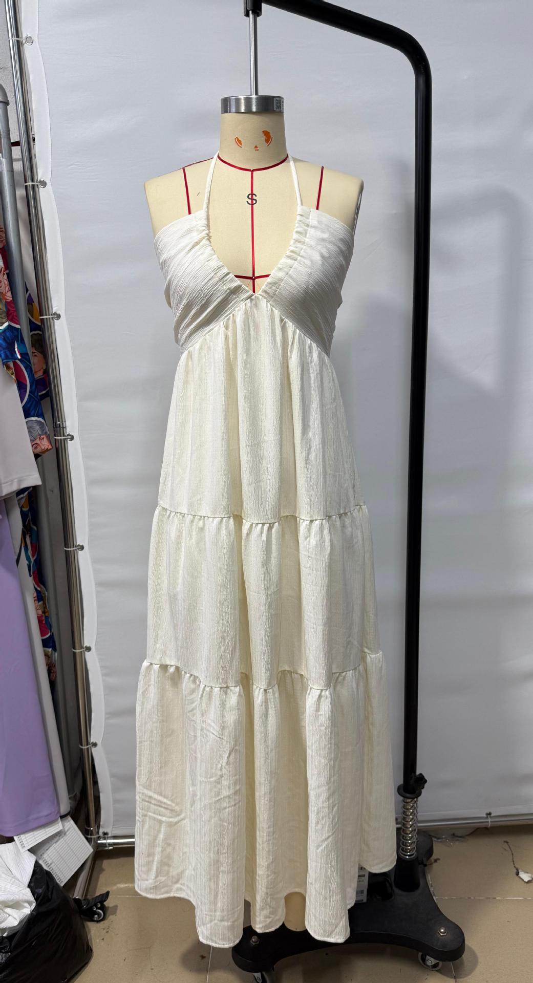 Backless V-Neck Dress for Beach Holidays