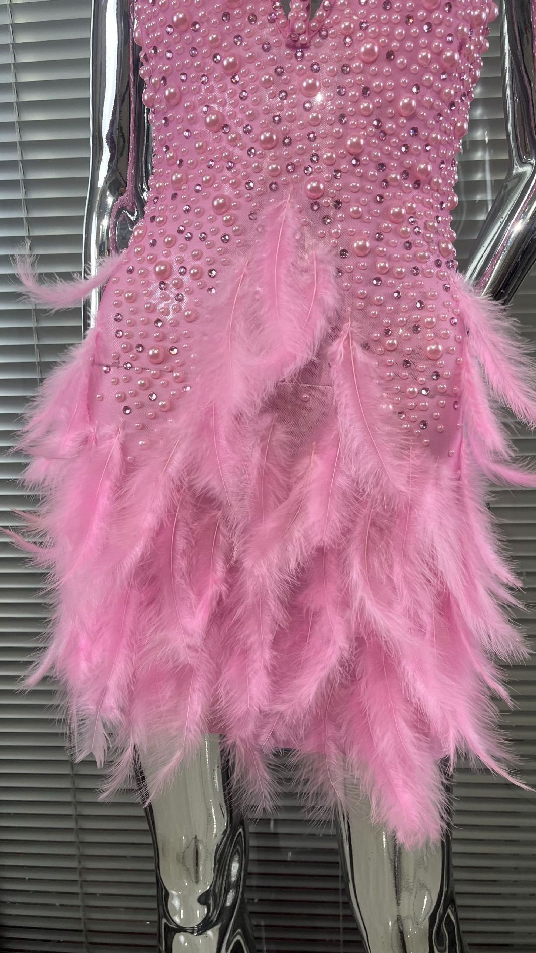 Beaded Feather Sleeveless Dress for Evening Parties