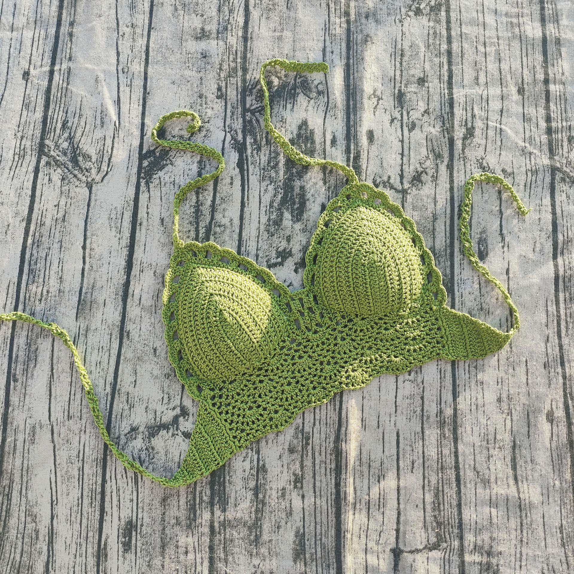 Padded Lined Crochet Bikini Top for Summer Beachwear