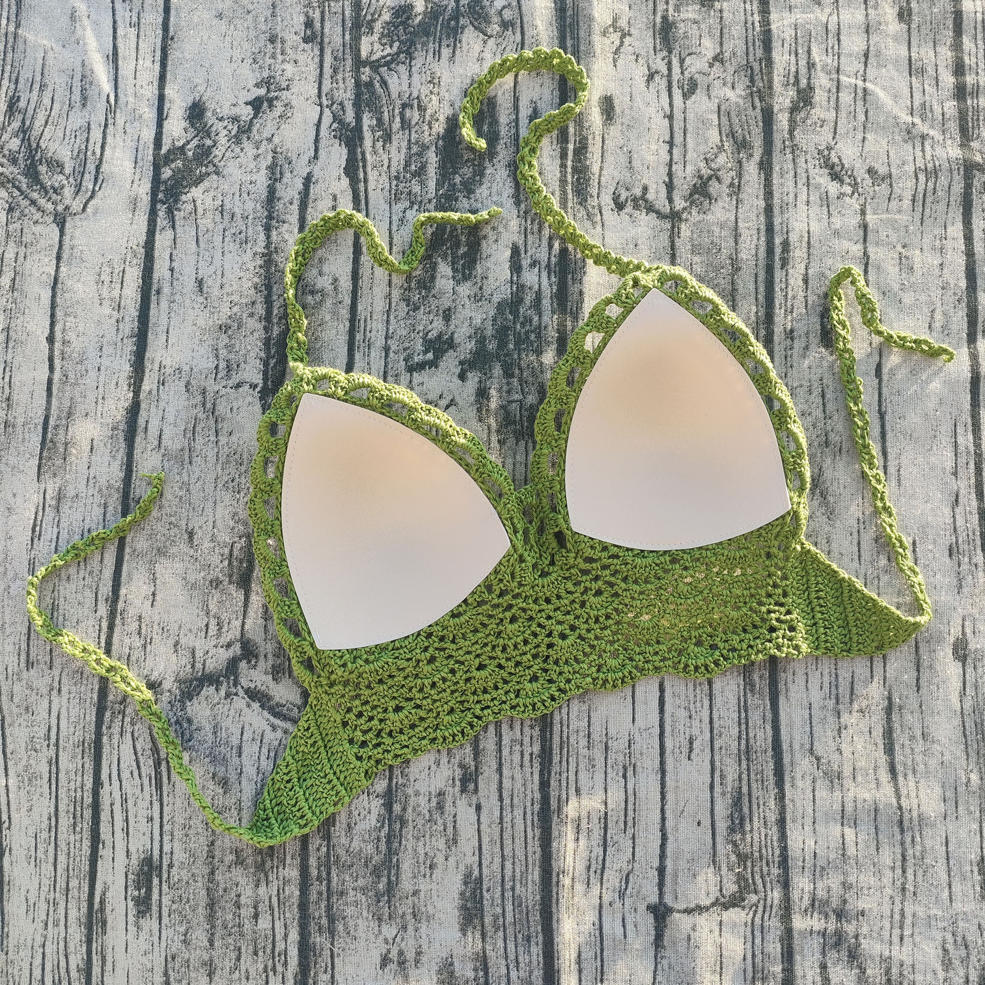 Padded Lined Crochet Bikini Top for Summer Beachwear