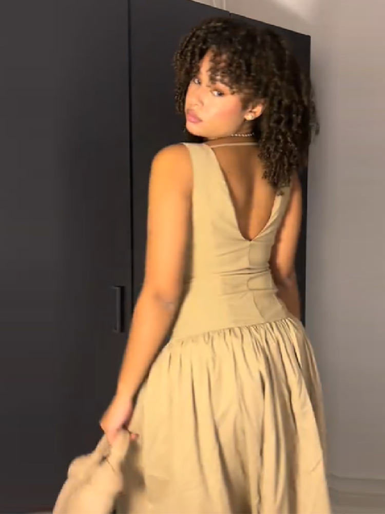 Sleeveless Hollow-Out Maxi Dress for Summer Holidays