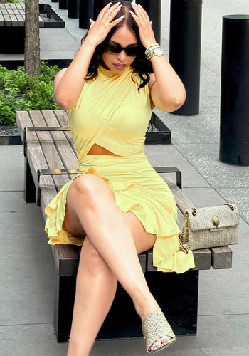 Women's Solid Slim Waist A-Line Round Neck Cutout Mini Dress