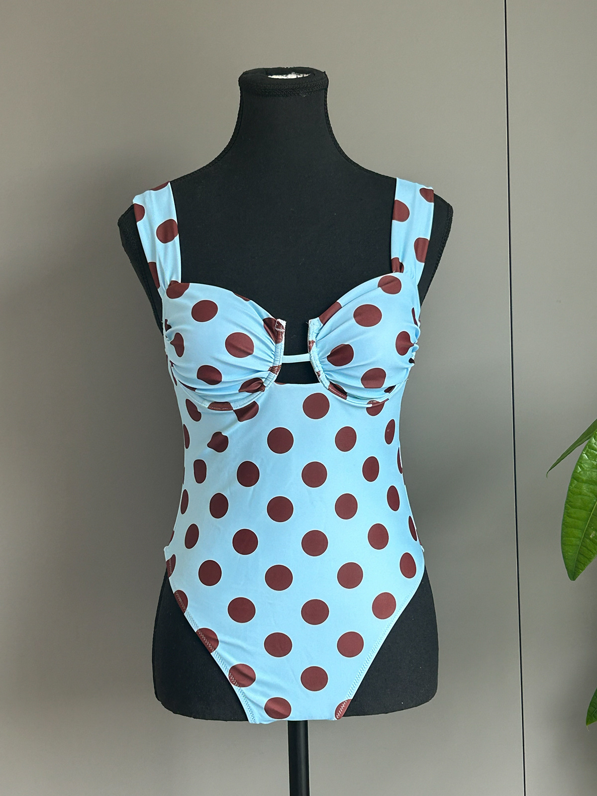 Polka Dot One-Piece Swimsuit for Beachwear