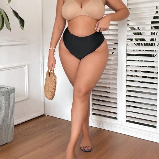 Plus Size Hollow-Out Triangle Bikini Bottom