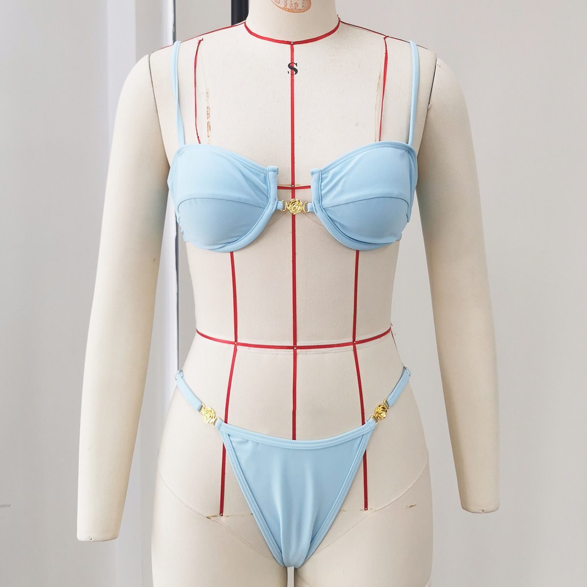 Solid Low Waist Two-Piece Bikini Swimsuit