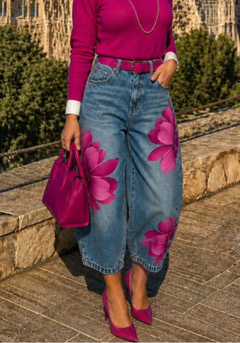 Women Floral Denim Cropped Pant