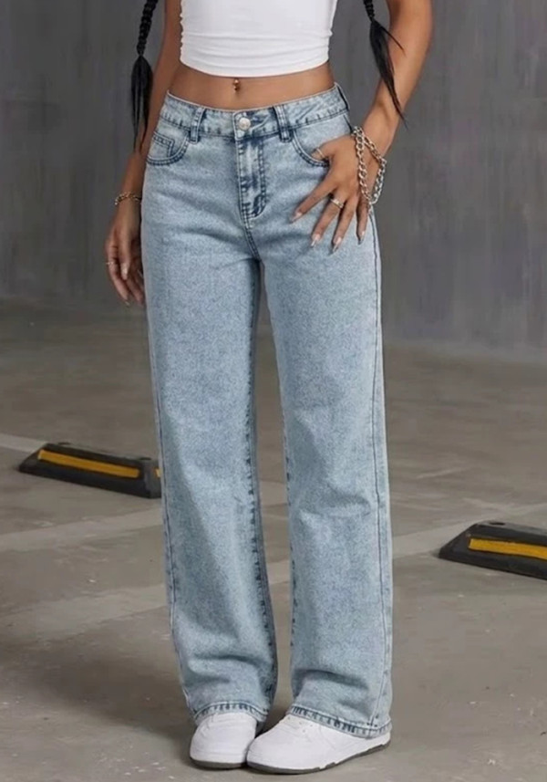 Light Blue Wash Low Rise Wide Leg Denim Jeans with Bow Embroidered Back Pockets