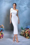 Women Solid Elegant and sophisticated one-shoulder evening ball dress