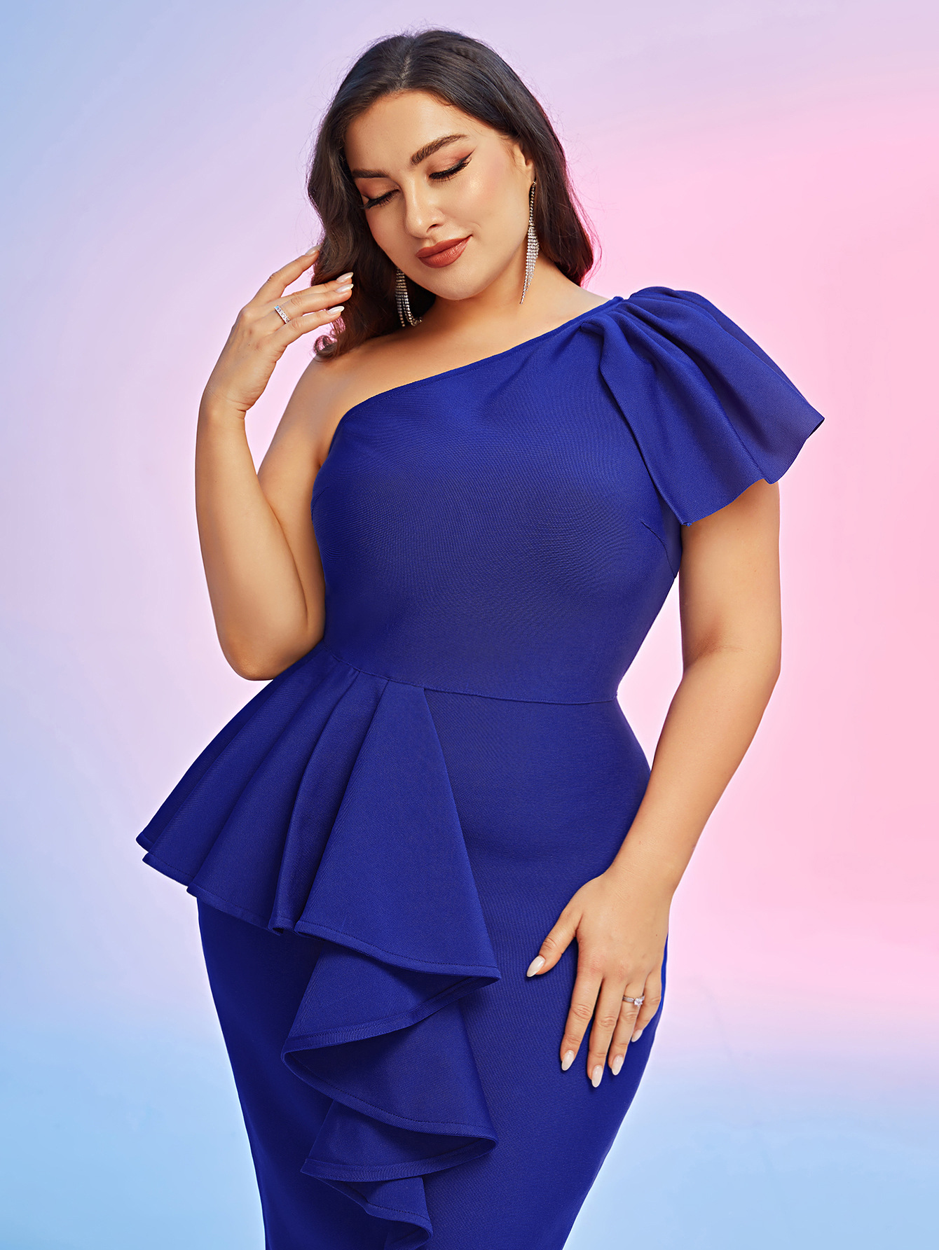 Plus Size One-Shoulder Ruffle Bandage Evening Dress