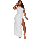 Pure color high-elasticated pleated slit cut-off sexy single-shoulder nightclub dress for women