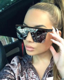Women purple oversized fitted sunglasses
