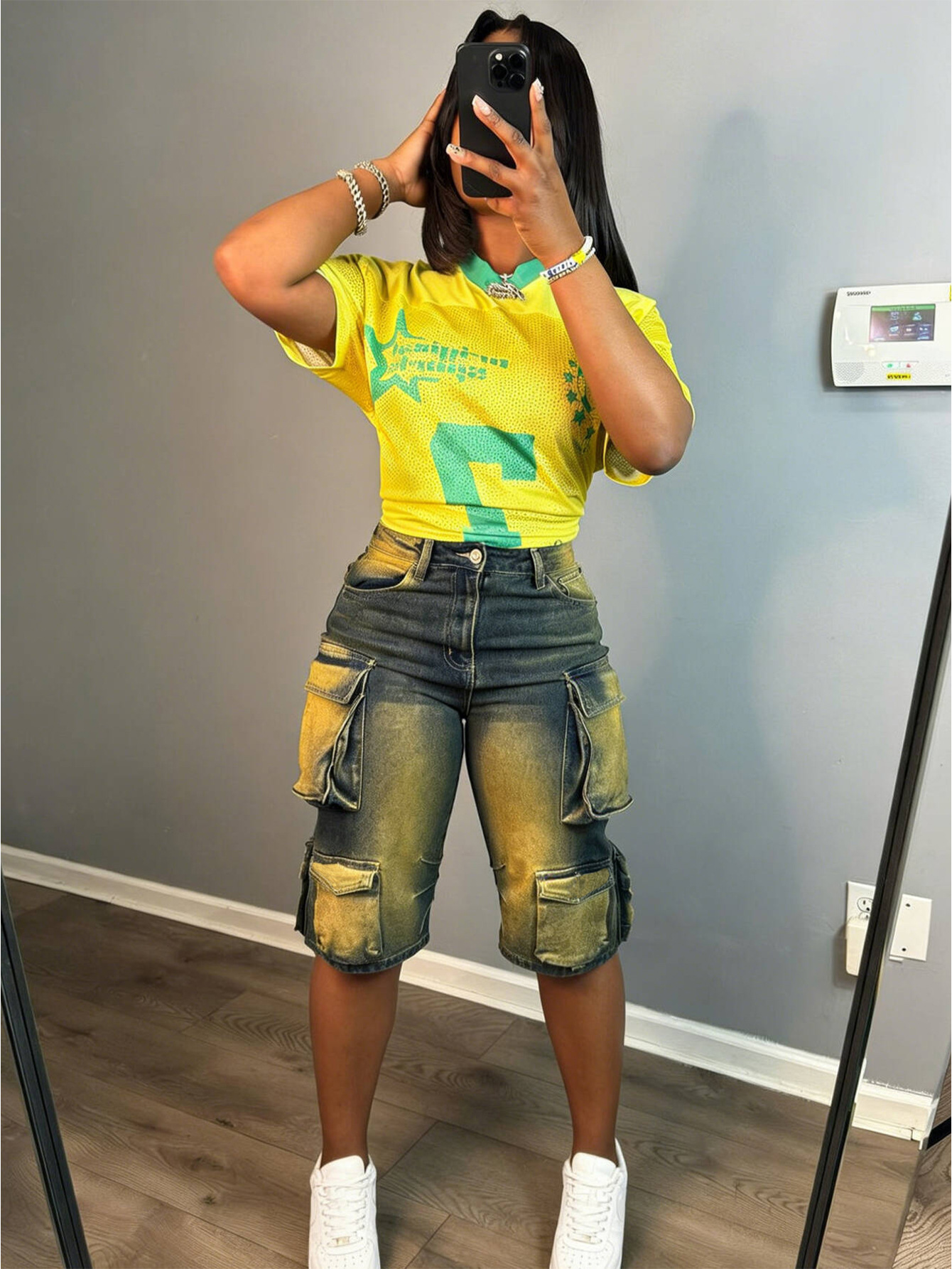 Yellow-Blue Gradient Cargo Shorts for Casual Streetwear