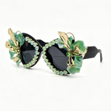 Women floral rhinestone cat-eye sunglasses, Baroque stage sunglasses