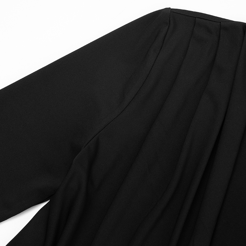 V-Neck Pleated Bodycon Dress for Autumn Evening Wear