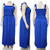 Ruffled, sexy and form-fitting halter dress in large size