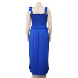 Ruffled, sexy and form-fitting halter dress in large size