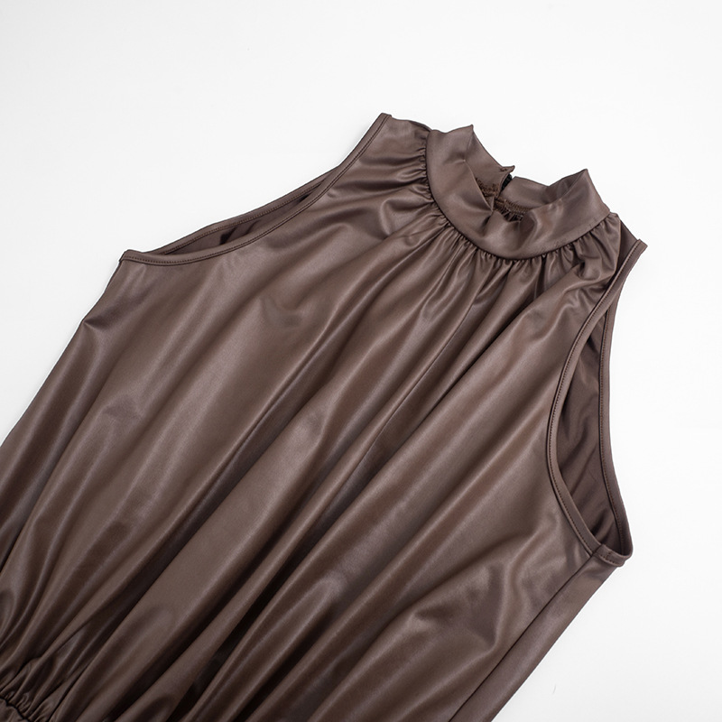 Solid Button-Down Sleeveless Grunge Capri Jumpsuit for Autumn