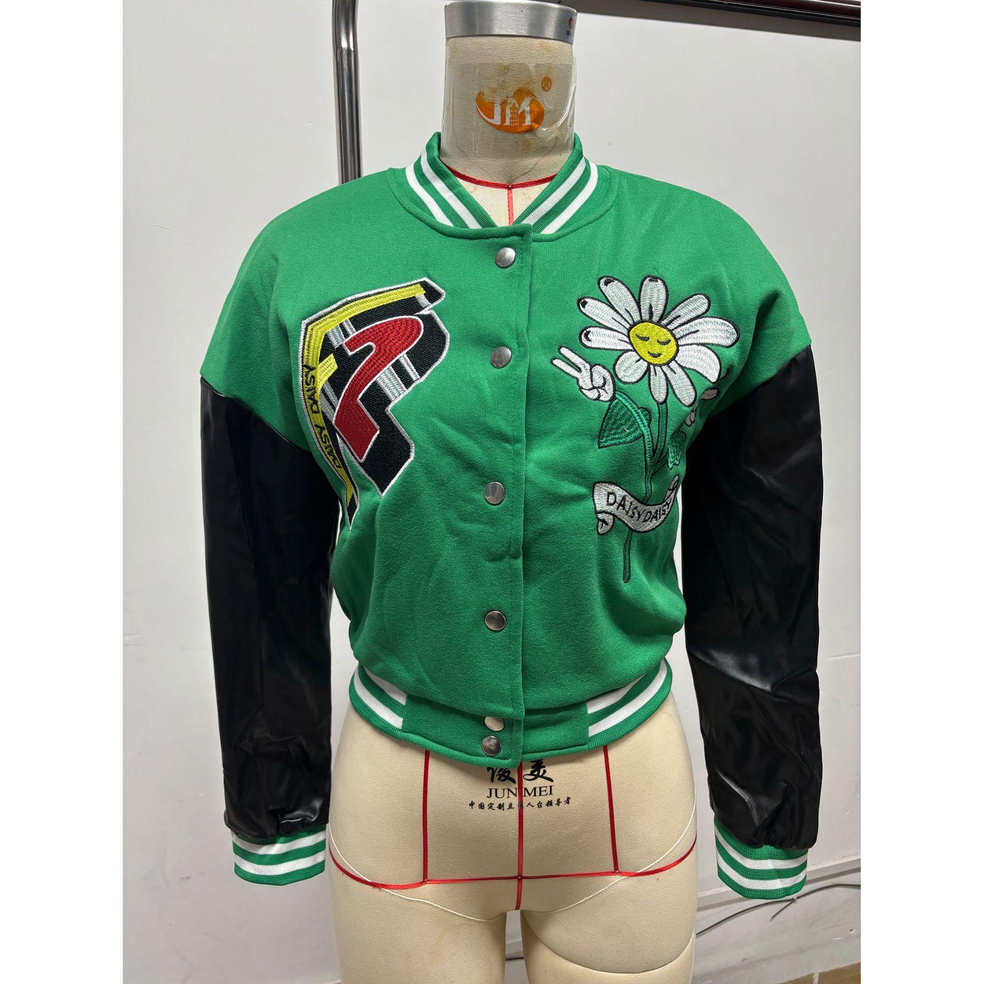 Embroidered American Baseball Jacket for Autumn/Winter Casual Wear