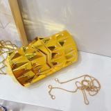 Women Geometric Diamond Pattern Metallic Chain Shoulder Bag Clutch