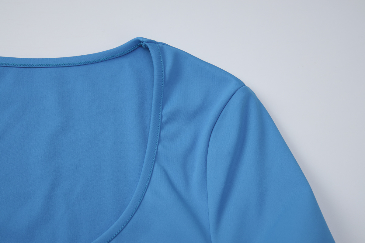 Solid U-Neck T-Shirt for Autumn Casual Wear