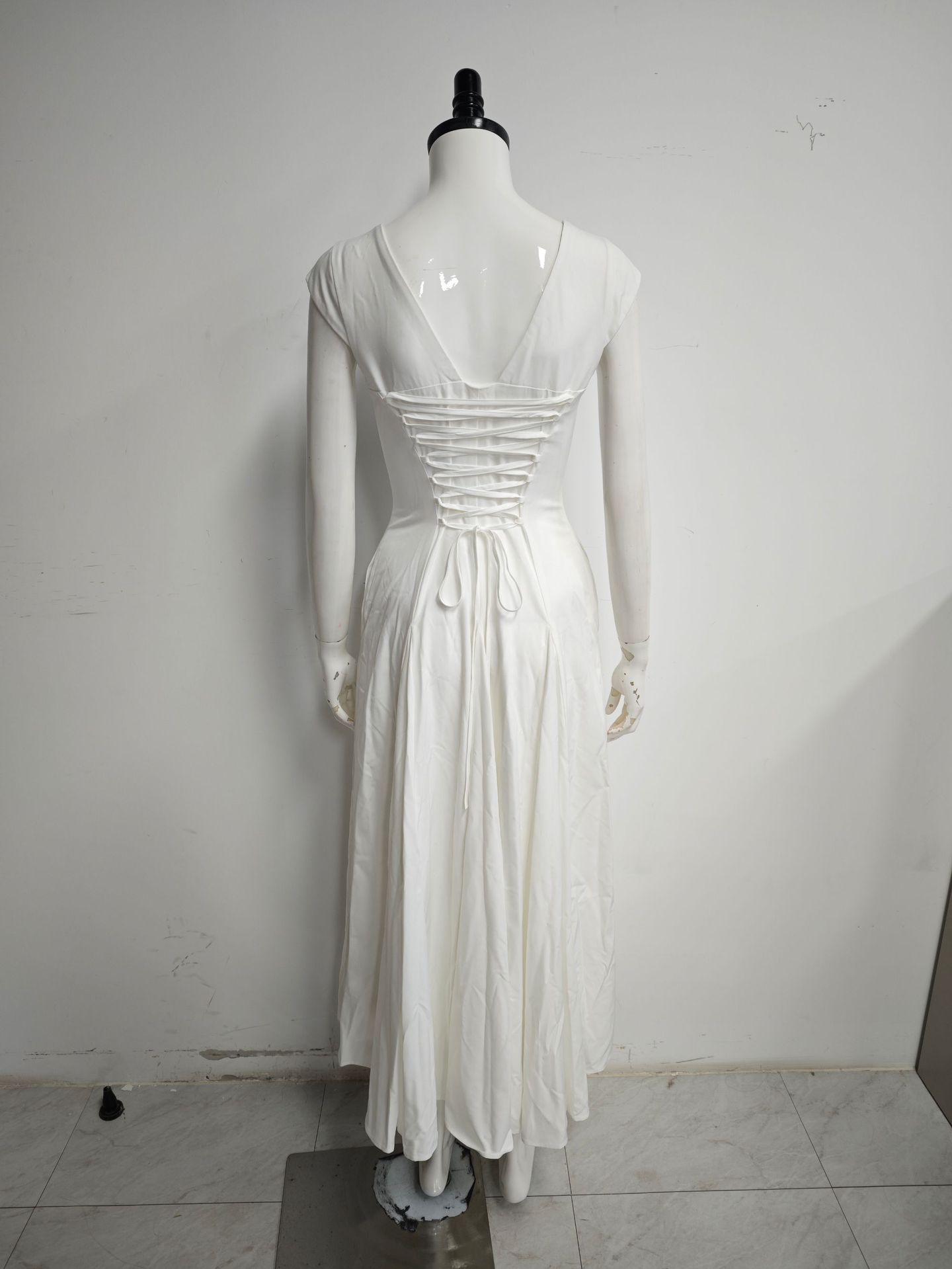 Backless Lace-Up Maxi Strap Dress for Evening Wear