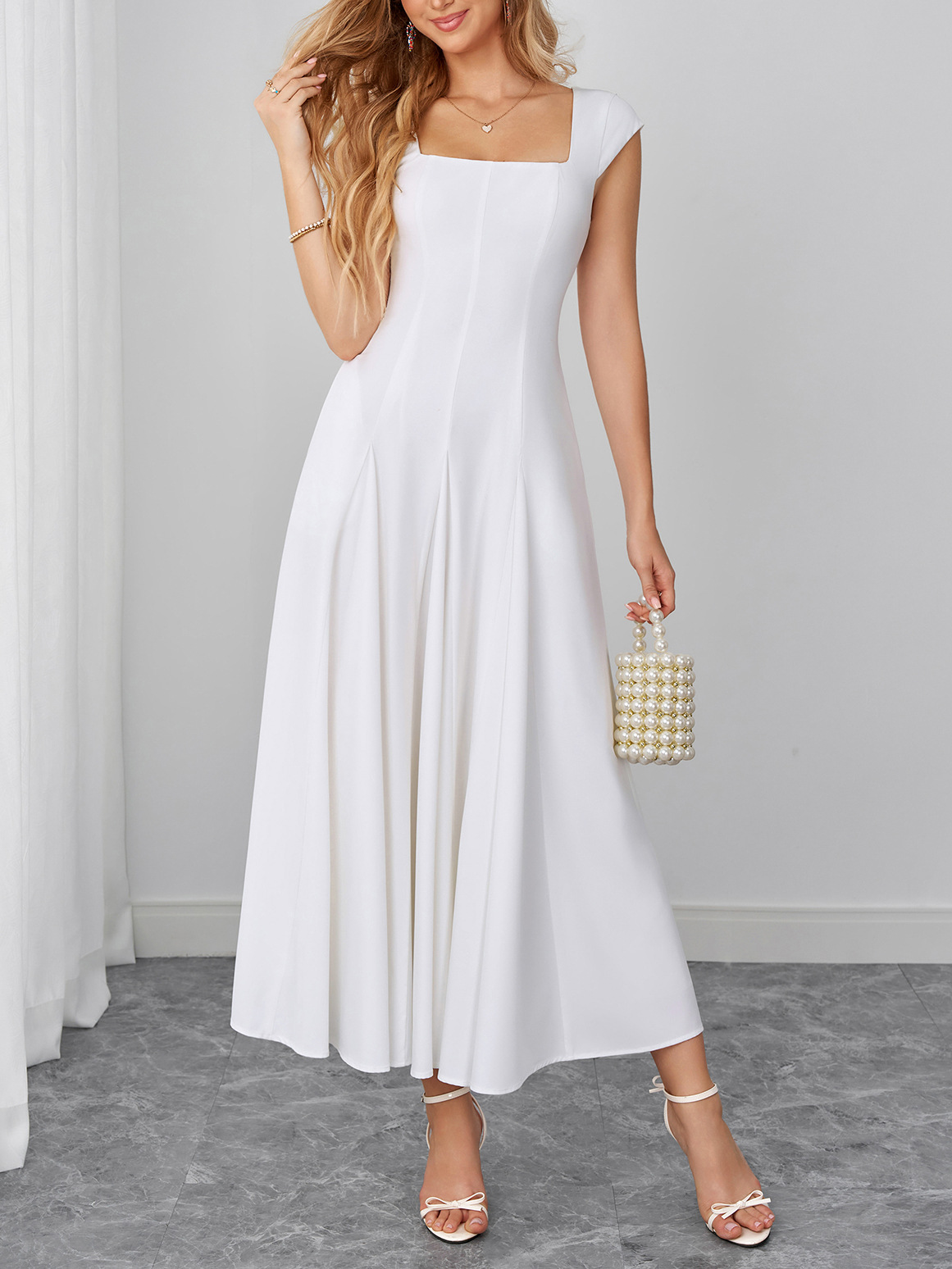 Backless Lace-Up Maxi Strap Dress for Evening Wear