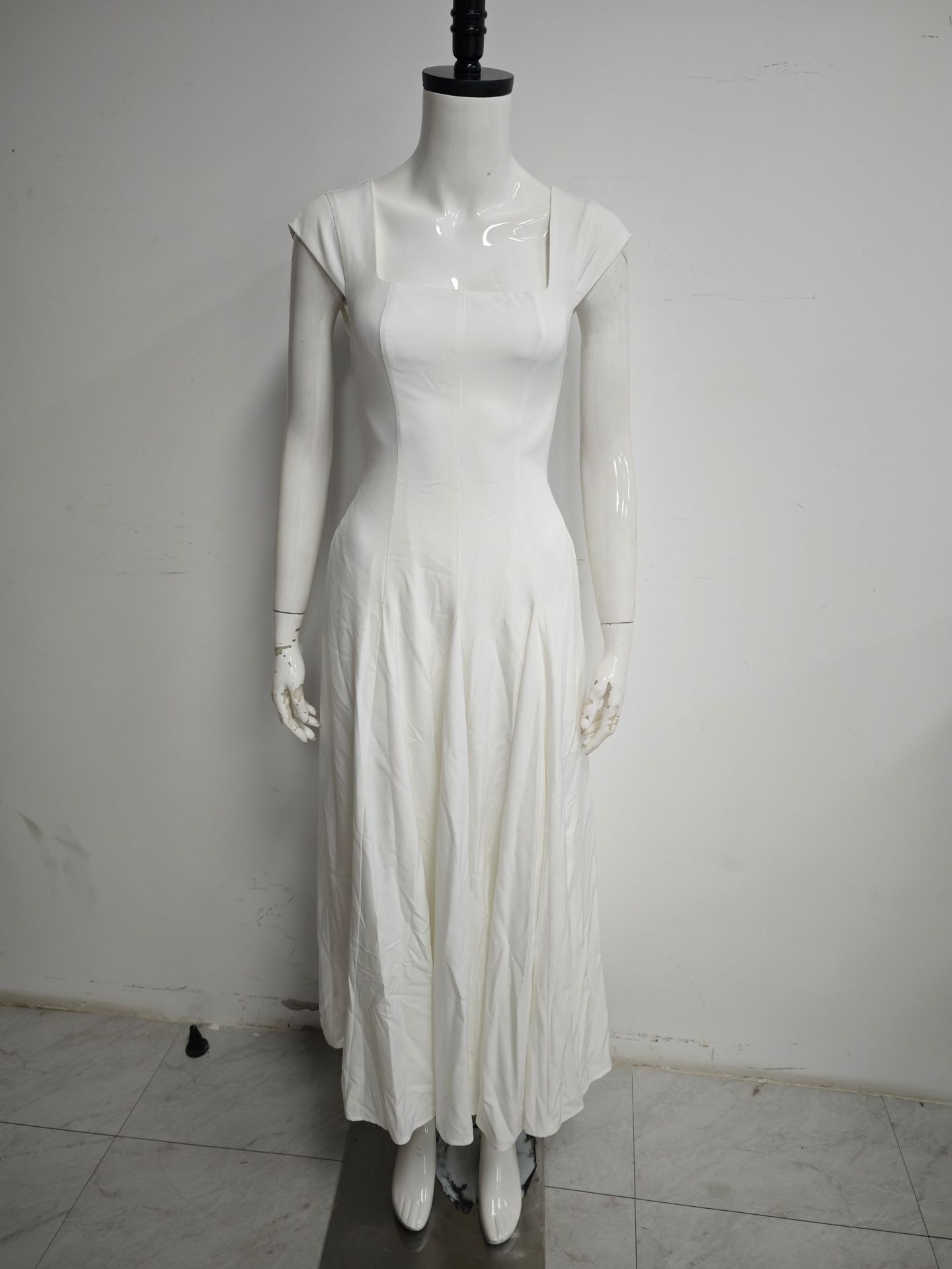 Backless Lace-Up Maxi Strap Dress for Evening Wear